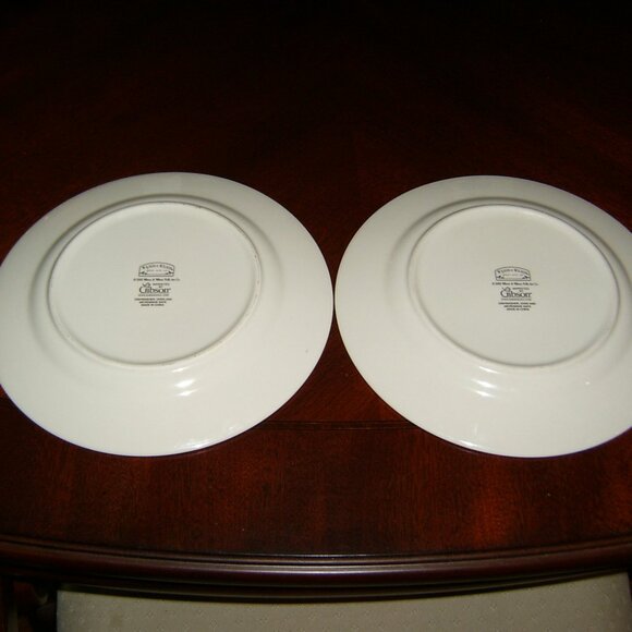 Wilson & Wilson Gibson Folk Art 9" Plates, Fishing Boat & Decoy, Set of 2, NWOT - Picture 4 of 4